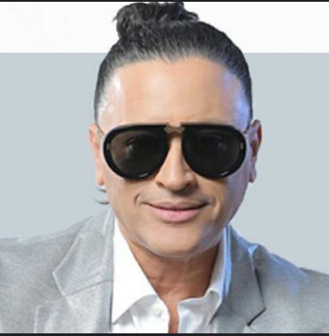 Elvis Crespo Net Worth