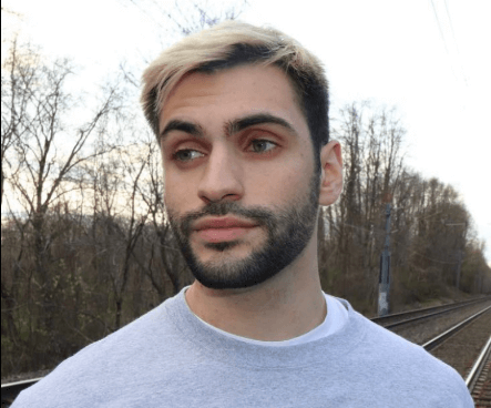 Avxry Net Worth